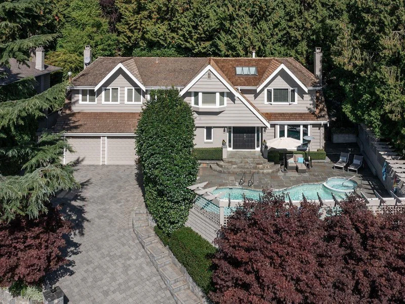 4621 Birchfeild Place, West Vancouver BC V7W 2X8