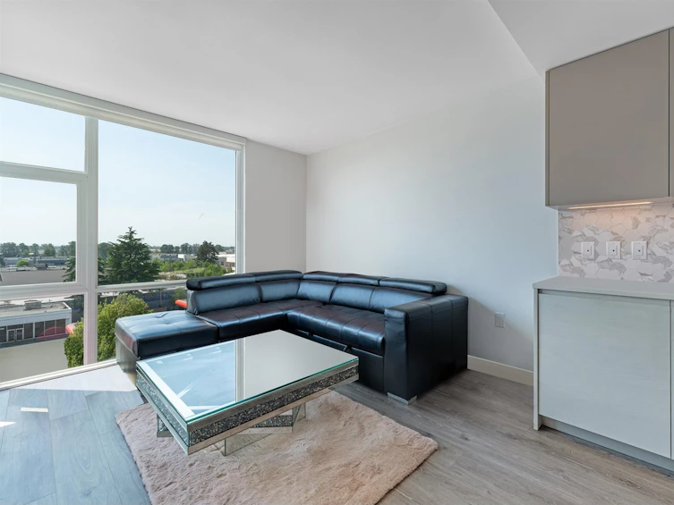 412-8181 Chester Street, Vancouver, BC, V5X 0J9