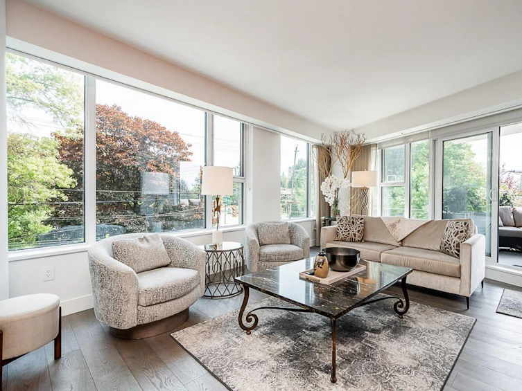 208-2102 West 48th Avenue, Vancouver, BC, V6M 2P5