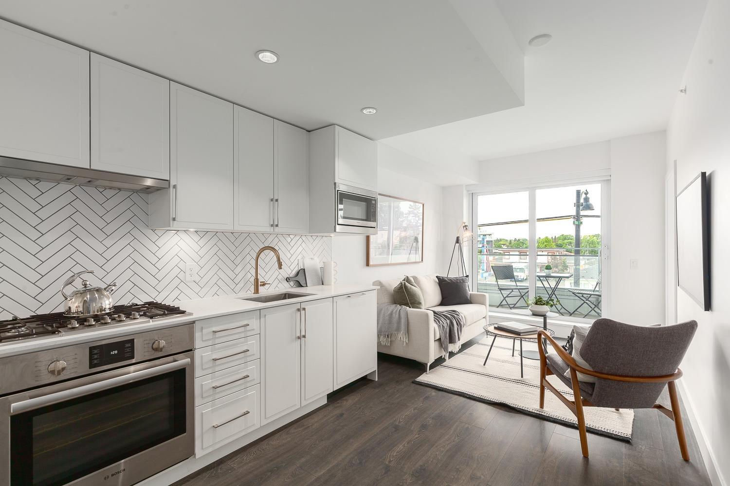 304-2435 Kingsway, Vancouver, BC, V5R 5G8