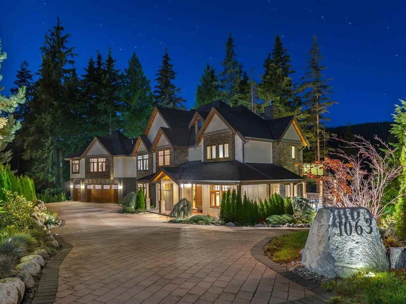 1063 Sugar Mountain Way, Port Moody BC V3H 4Y7