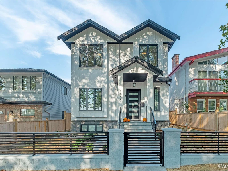 1 - 1935 E 53rd Avenue, Vancouver BC V5P 1X5