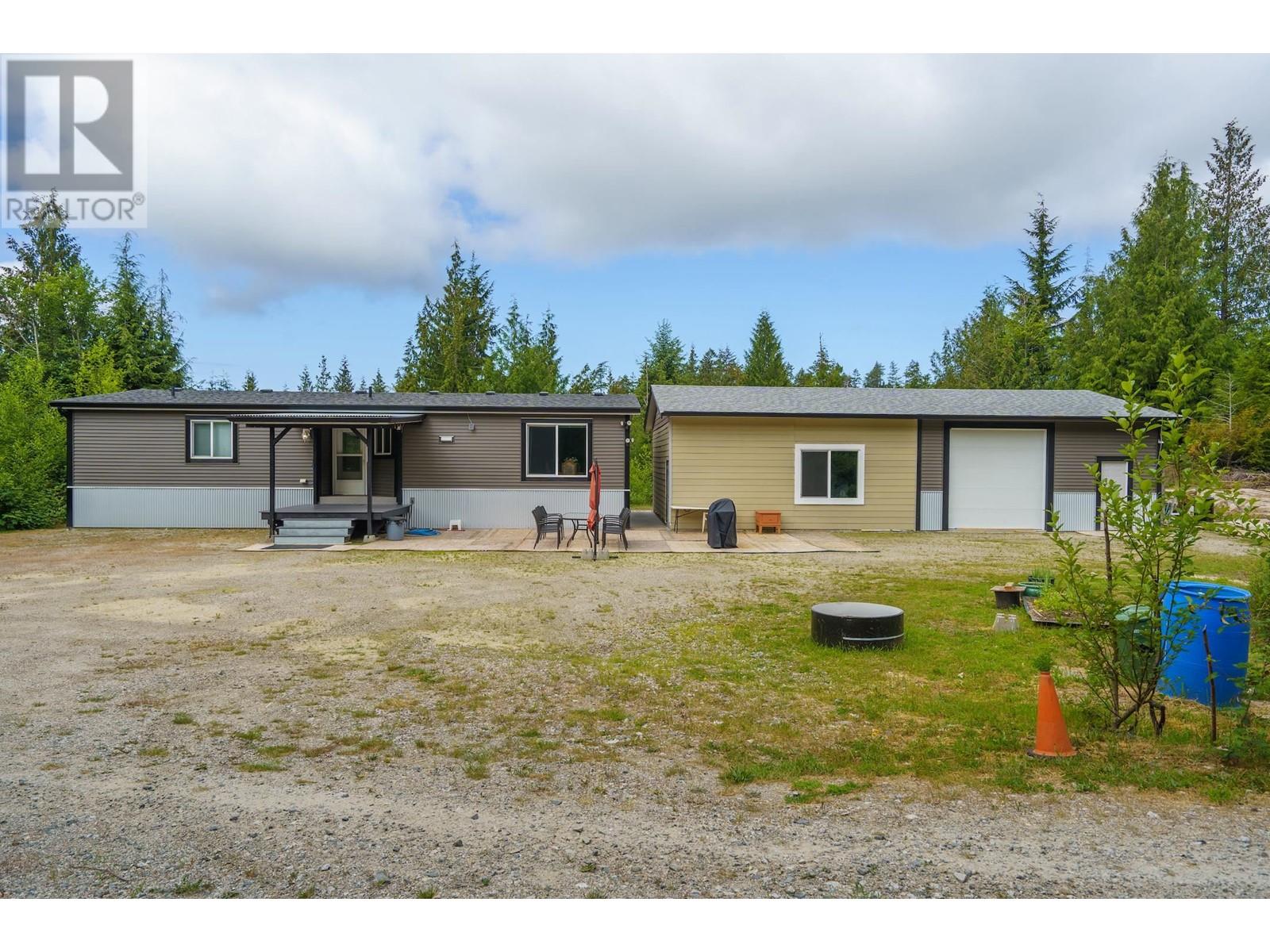 9362 Stephens Way, Halfmoon Bay, BC, V7Z 1G9