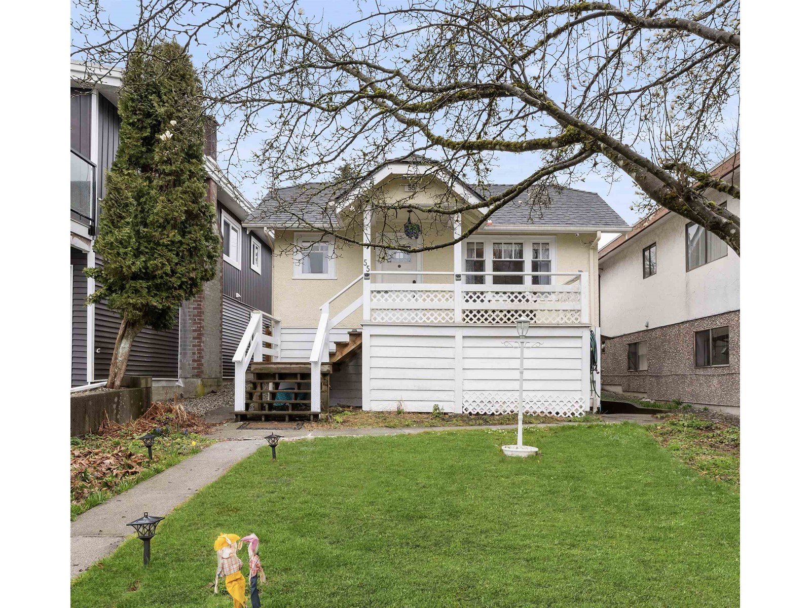 55 North Fell Avenue, Burnaby, BC, V5B 1L3