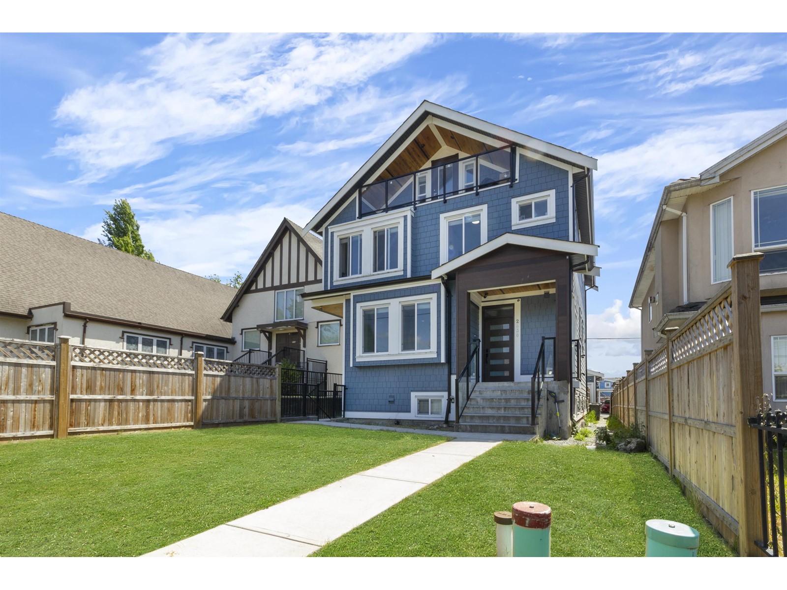1-2430 East 41st Avenue, Vancouver, BC, V5R 2W4