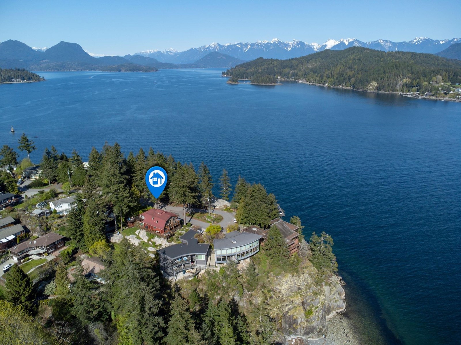 301 Shoal Lookout, Gibsons, BC, V0N 1V8