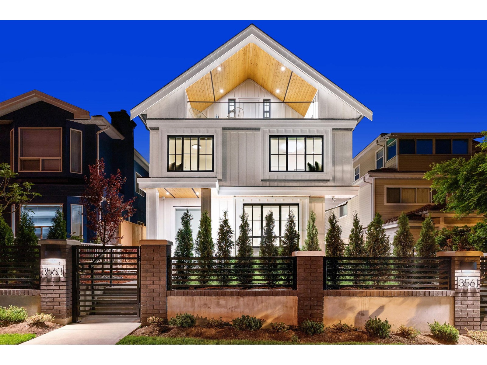 3561 Renfrew Street, Vancouver, BC, V5M 3L5