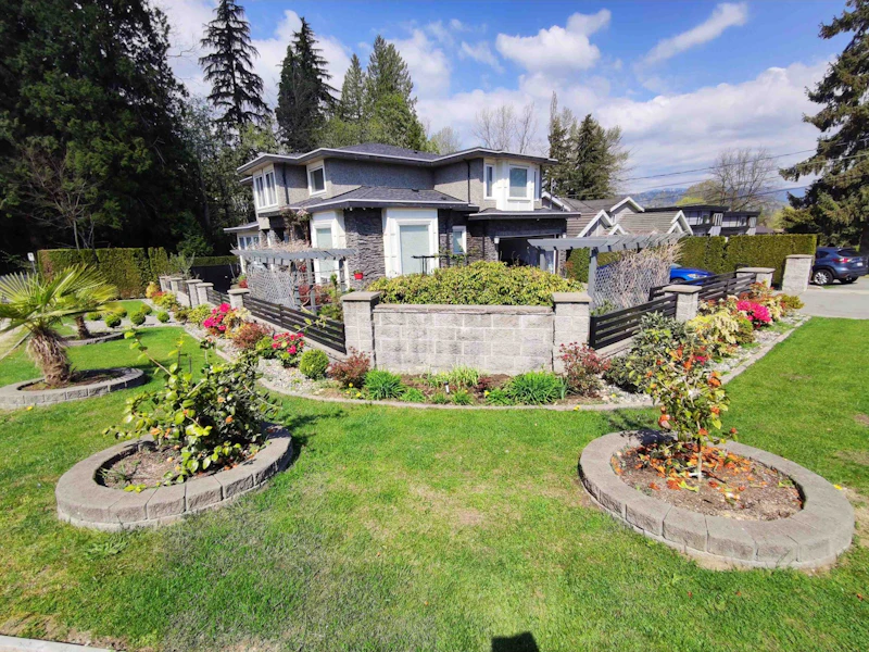 5990 6th Street, Burnaby BC V5E 3Z4