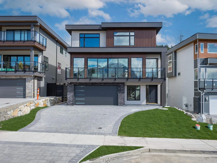 12-3385 Mamquam Road, Squamish, BC, V8B 0E3