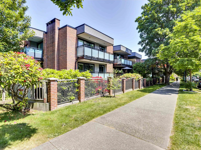 201 - 2255 York Avenue, Vancouver BC V6K 1C5