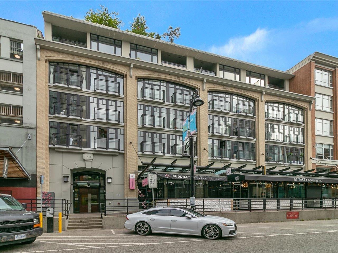 301-1275 Hamilton Street, Vancouver, BC, V6B 1E2
