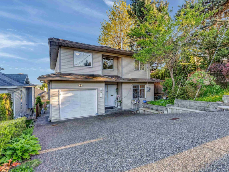 2916 Walton Avenue, Coquitlam BC V3B 2W3