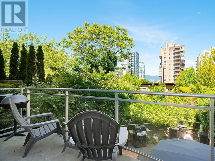 305-1688 Robson Street, Vancouver, BC, V6G 1C7