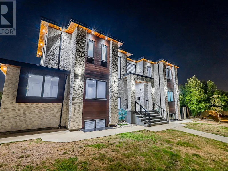 8871 Monroe Avenue, Burnaby BC V3N 4E7