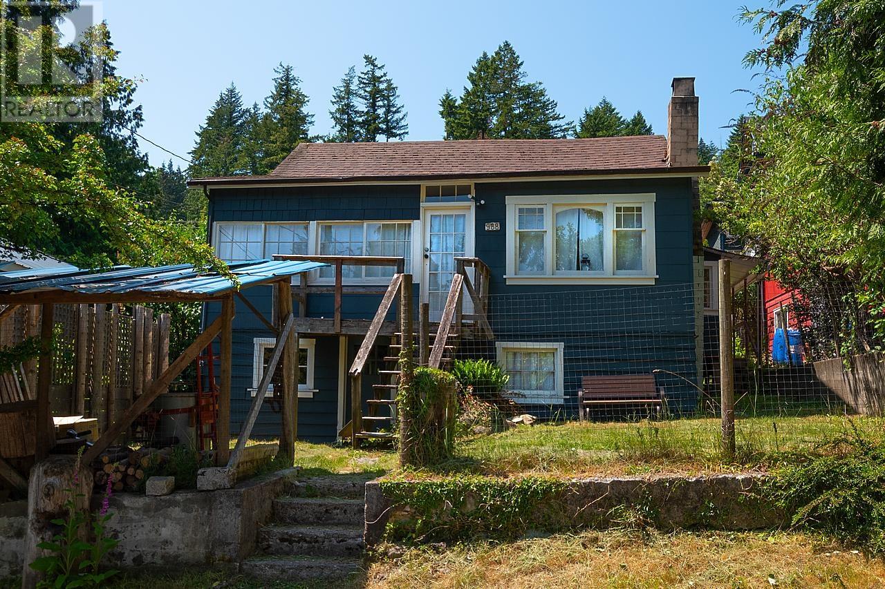 988 Davies Road, Bowen Island, BC, V0N 1G1
