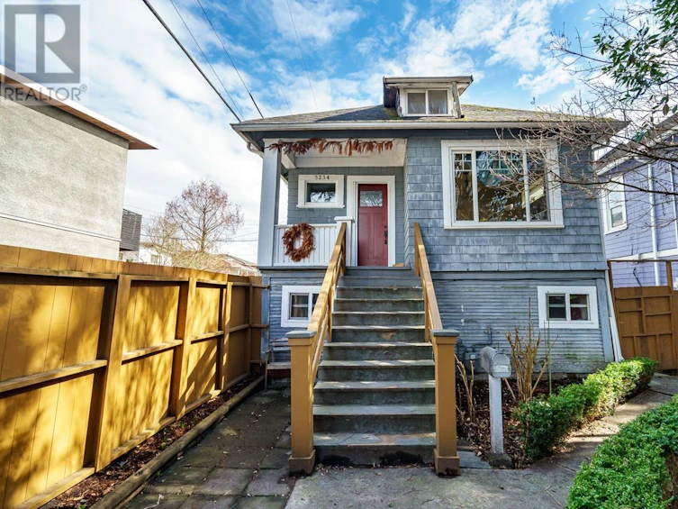 3234 Prince Edward Street, Vancouver, BC, V5V 3X5