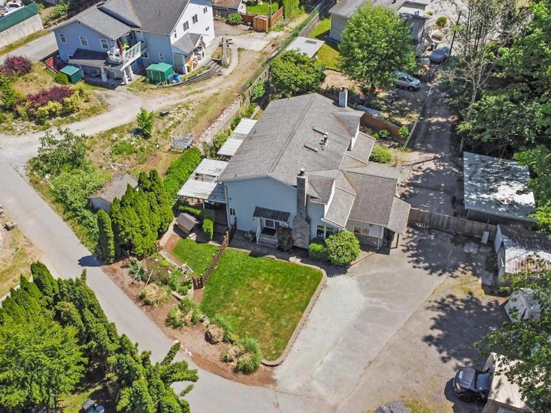 1784A Coleman Avenue, Coquitlam BC V3K 1B4