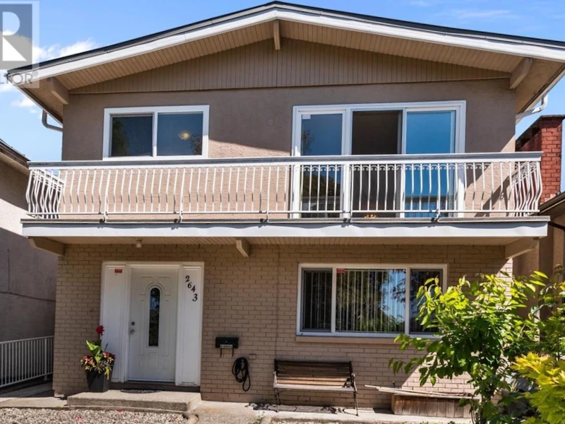 2643 Adanac Street, Vancouver BC V5K 2M8