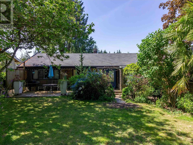 4419 Derby Place, North Vancouver BC V7R 3R9