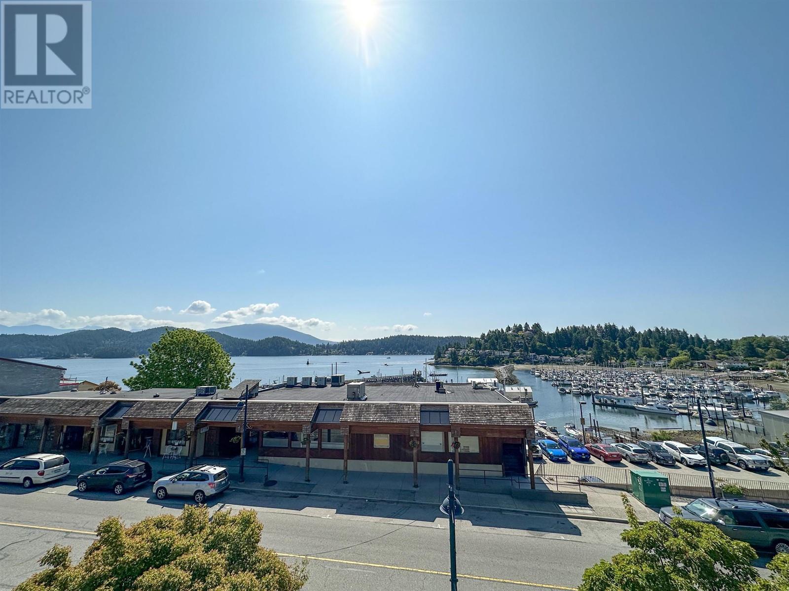 8-291 Periwinkle Lane, Gibsons, BC, V0N 1V0
