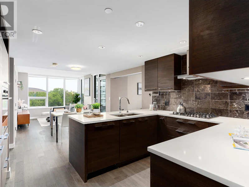605 - 7468 Lansdowne Road, Richmond BC