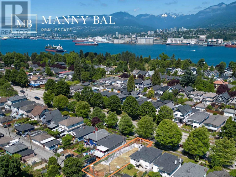 2776 Mcgill Street, Vancouver, BC, V5K 1H5