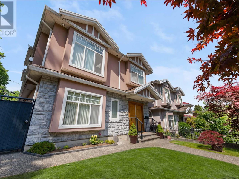 3503 Adanac Street, Vancouver BC V5K 2P6
