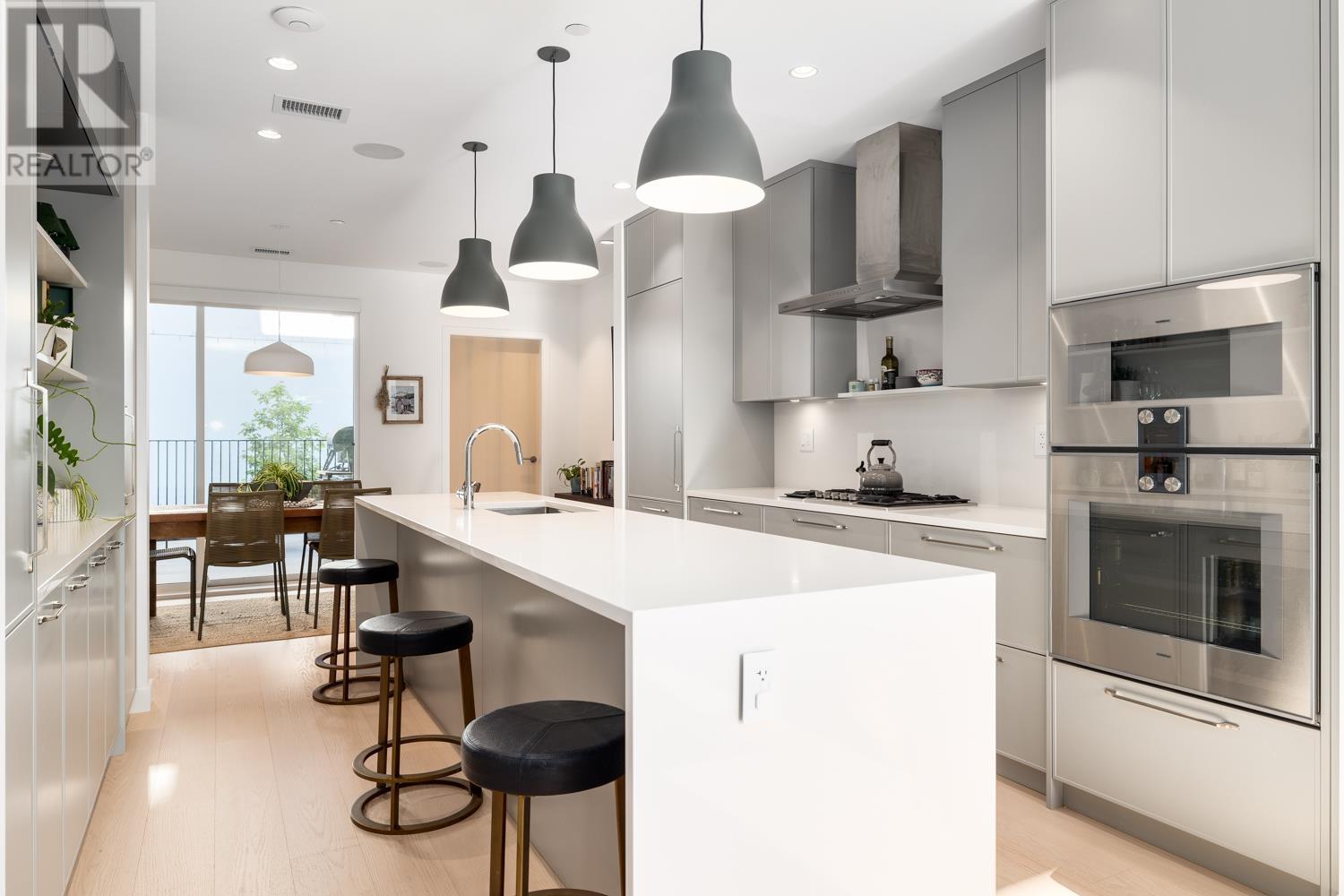 4114 Manitoba Street, Vancouver, BC, V5Y 0N6