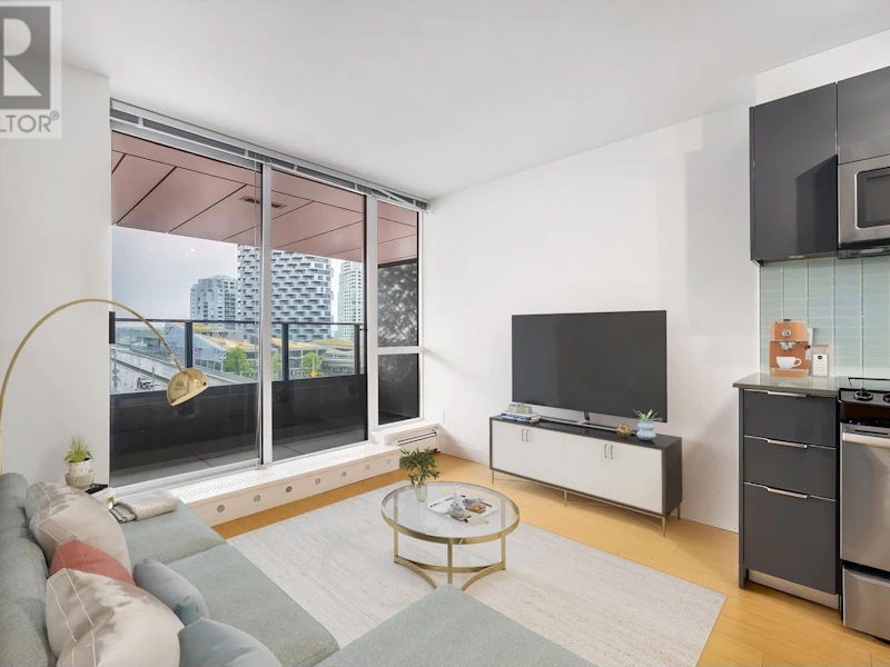 611 - 1325 Rolston Street, Vancouver BC V6B 0M2