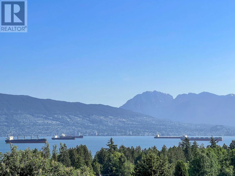 1860 Sasamat Street, Vancouver BC V6R 4M3