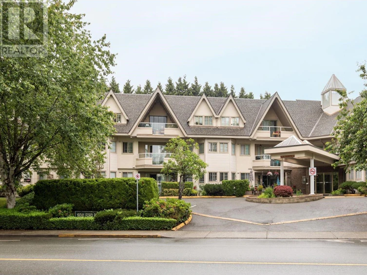 111-19241 Ford Road, Pitt Meadows, BC, V3Y 2N4