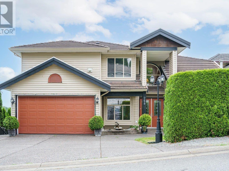 768 Chilko Drive, Coquitlam BC V3C 4Z5