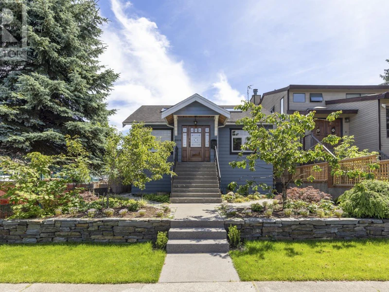 2464 Parker Street, Vancouver BC V5K 2T1
