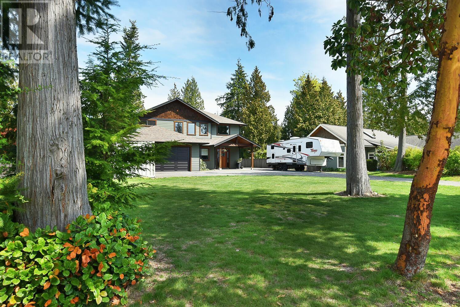 1238 Grandview Road, Gibsons, BC, V0N 1V3