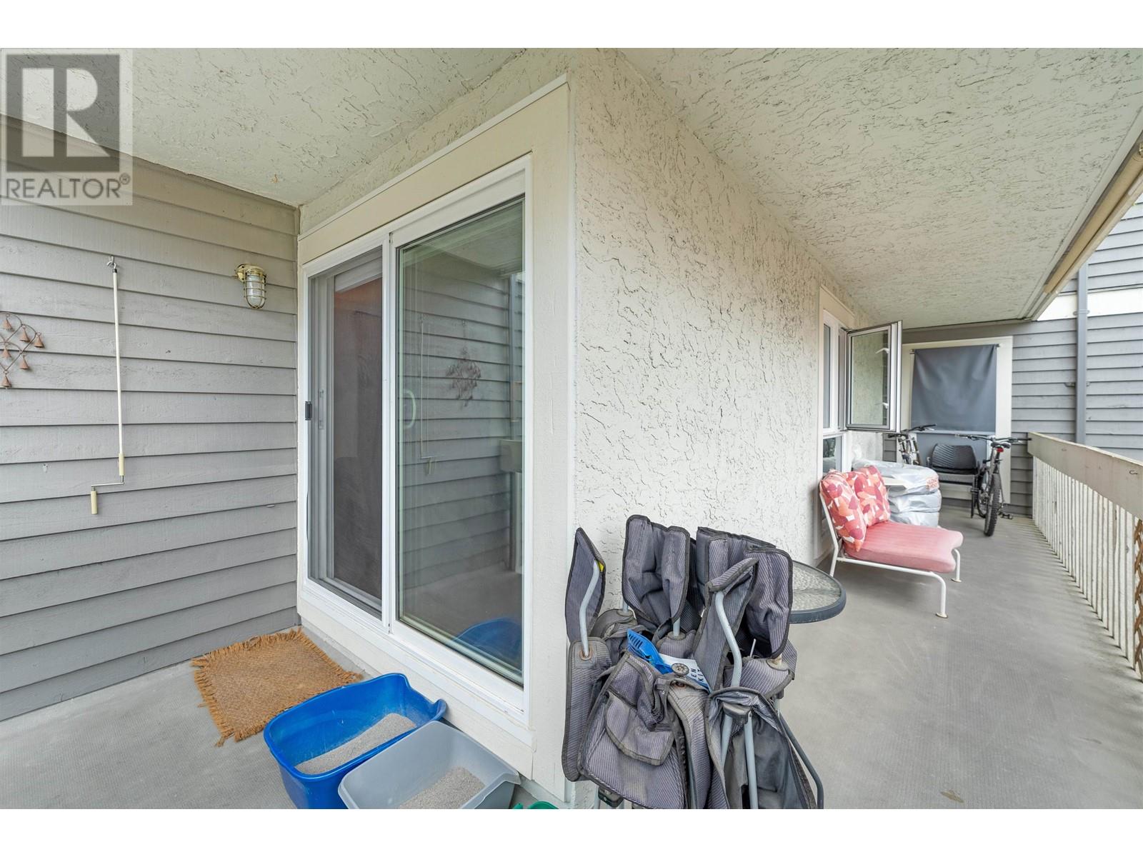 205-1545 East 2nd Avenue, Vancouver, BC, V5N 1C8