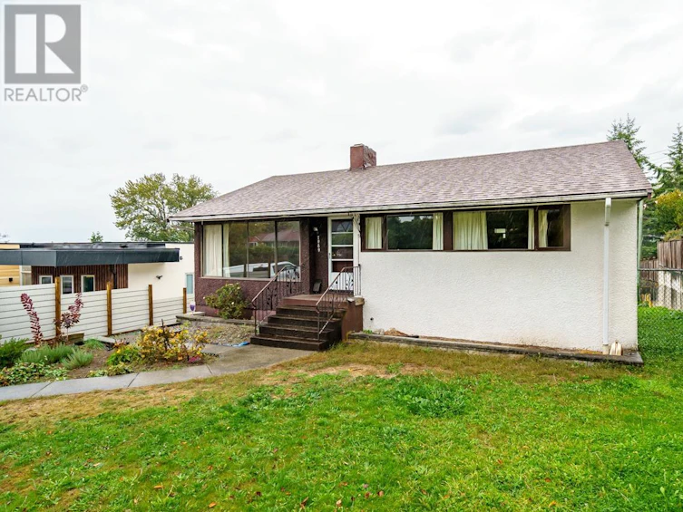 7089 Malibu Drive, Burnaby, BC, V5A 1A2