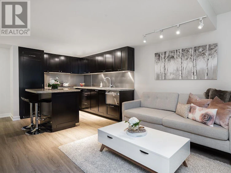 202-1133 Homer Street, Vancouver, BC, V6B 0B1