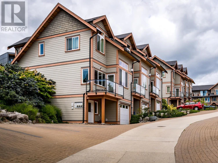 6-728 Gibsons Way, Gibsons, BC, V0N 1V9