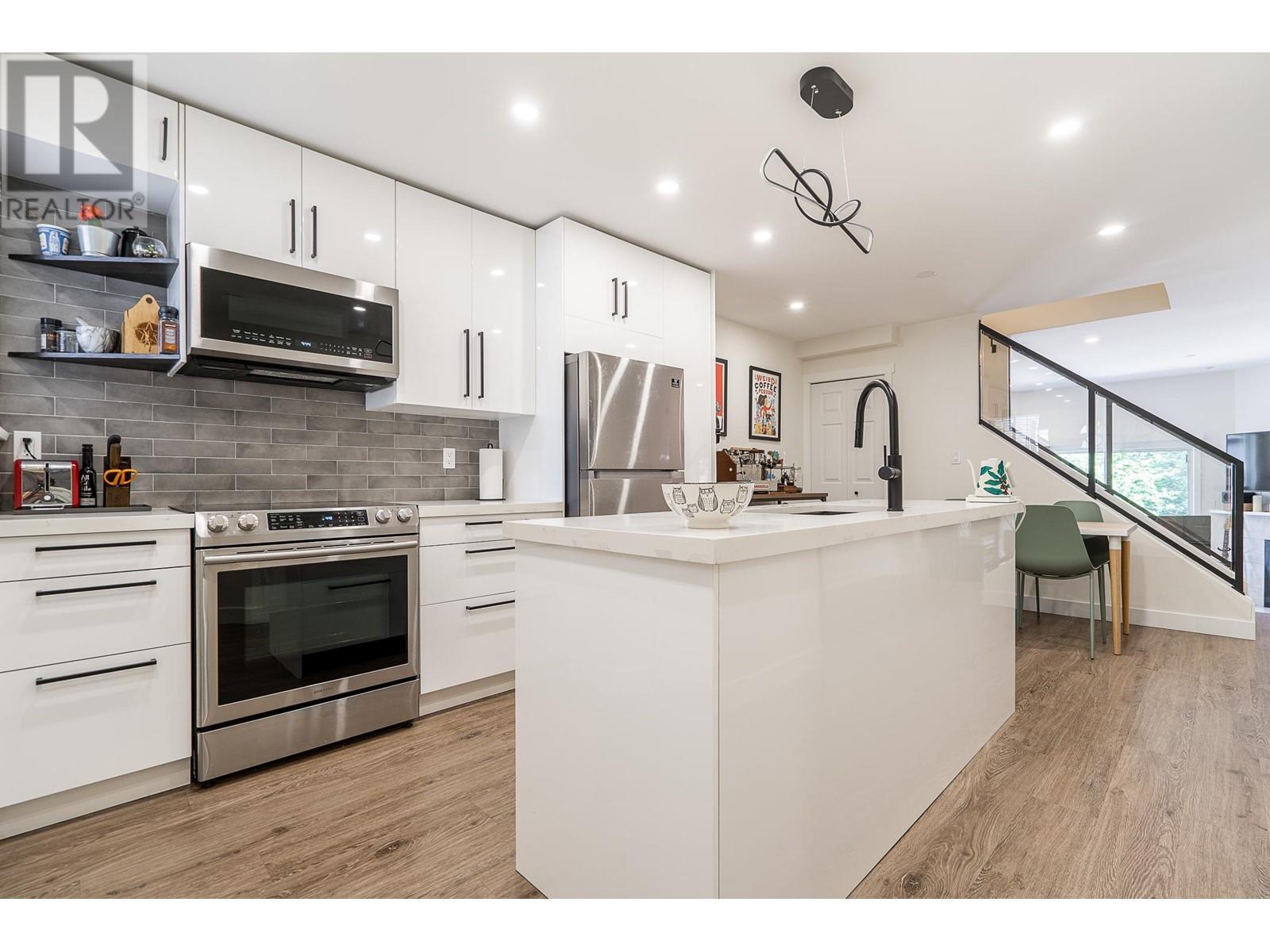 12-1328 Brunette Avenue, Coquitlam, BC, V3K 6K1