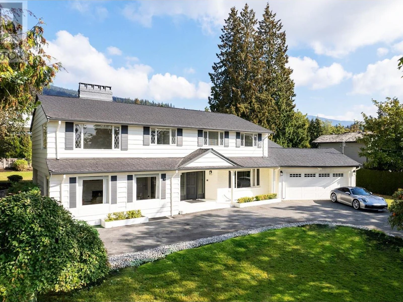 2015 Mathers Avenue, West Vancouver BC V7V 2G9