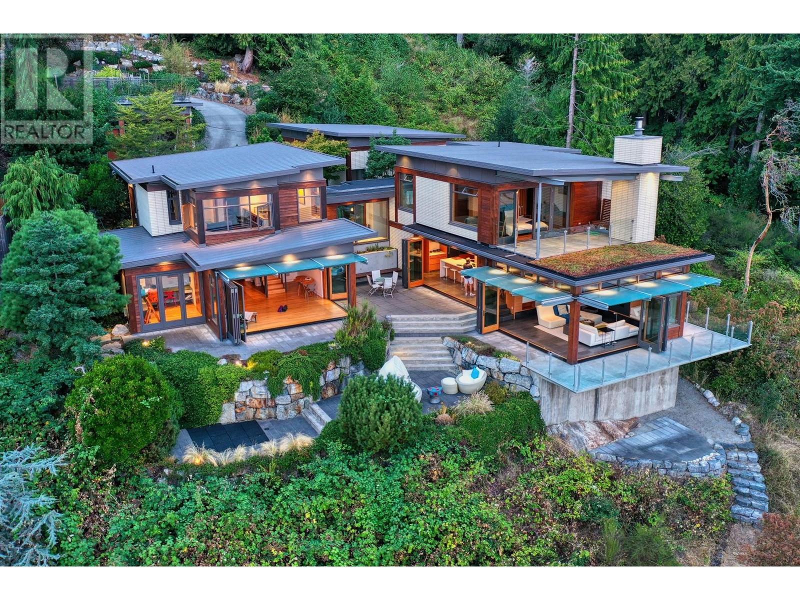 1012 Marine Drive, Gibsons, BC, V0N 1V1