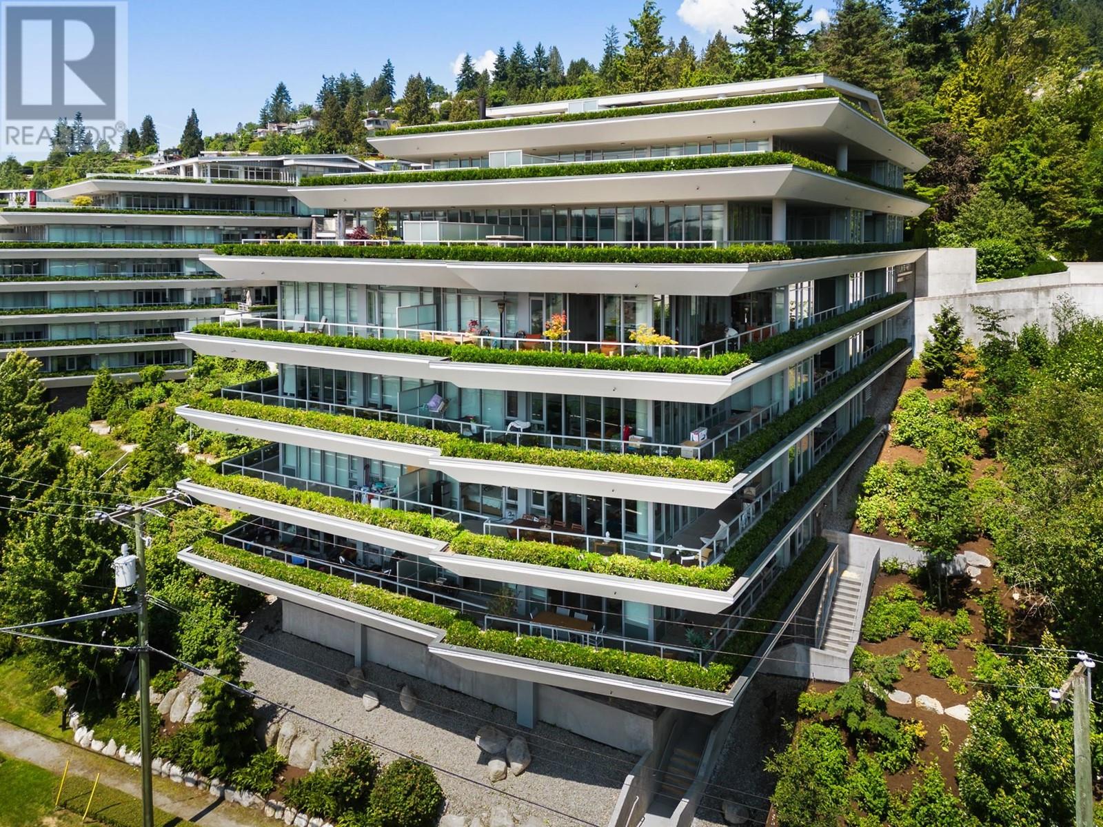 202-768 Arthur Erickson Place, West Vancouver, BC, V7T 0B6