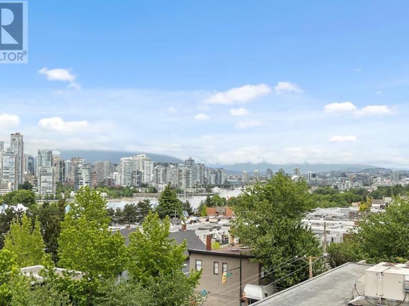 702 - 1438 W 7th Avenue, Vancouver BC V6H 1C1