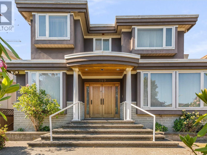389 W 45th Avenue, Vancouver BC V5Y 2W5