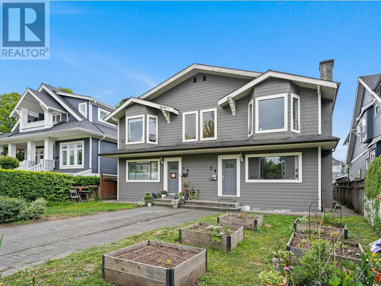 18 West 16th Avenue, Vancouver, BC, V5Y 1Y6