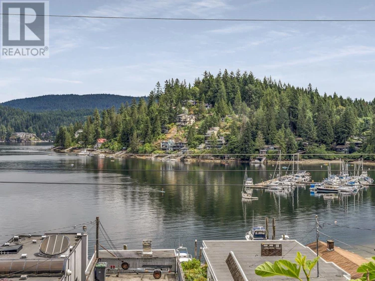 2541 Panorama Drive, North Vancouver, BC, V7G 1V4