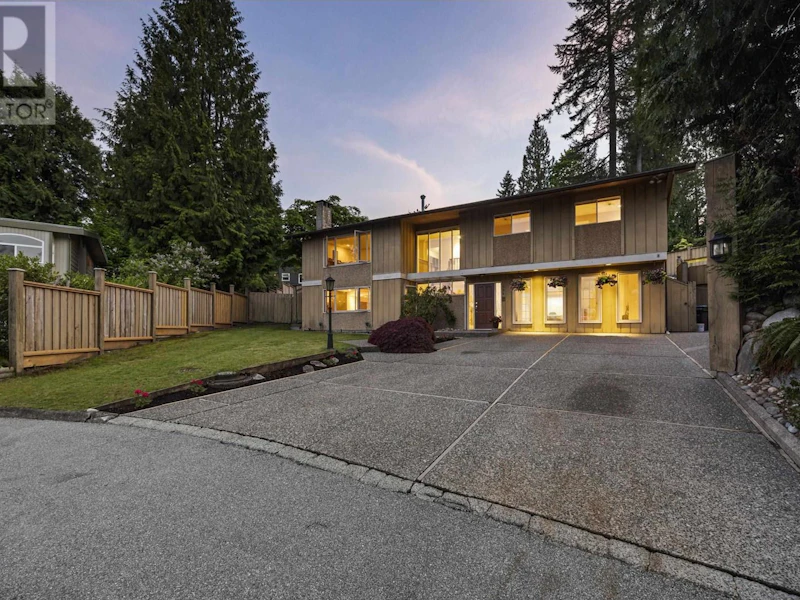 454 Mcgill Drive, Port Moody BC V3H 1T9