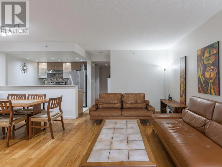 392 Smithe Street, Vancouver, BC, V6B 1T7
