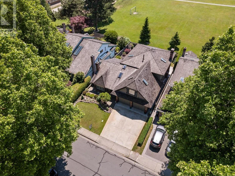 5500 Woodpecker Drive, Richmond BC V7E 5A8