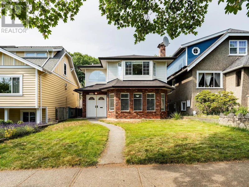 2029 E 8th Avenue, Vancouver BC V5N 1V3